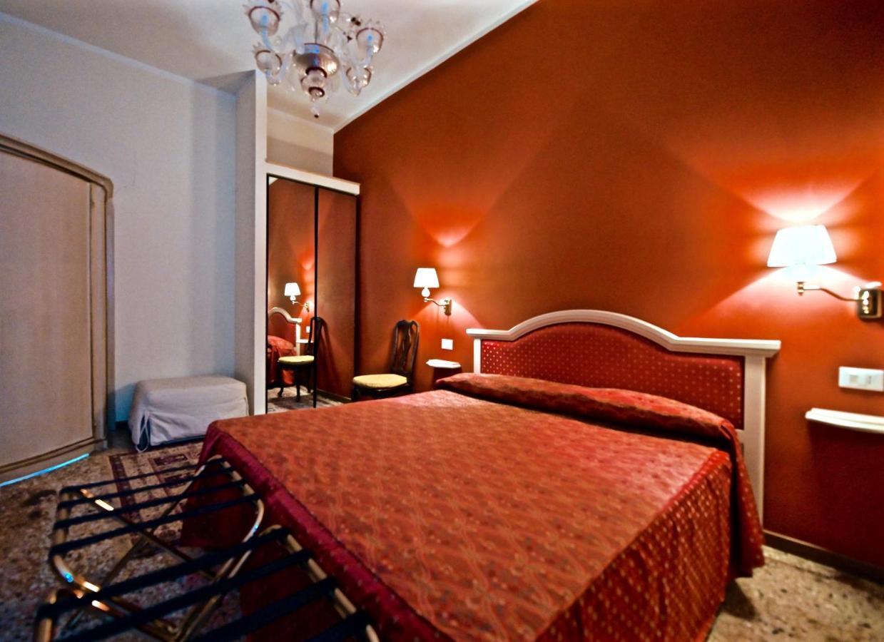 Chandeliers Apartment 威尼斯 外观 照片